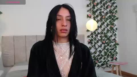 Snapshot of lucy_joi chatting on 07.19.26 Luciana online show from 07.19.26