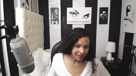 Snapshot of lucy_lorelei chatting on 06.16.26 lucy_lorelei online show from 06.16.26