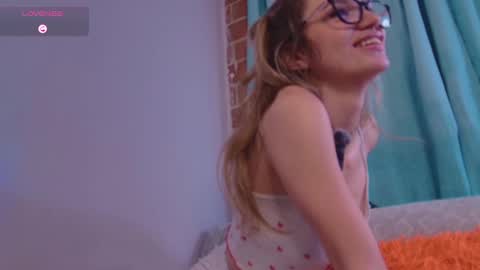 Snapshot of lucy_priincess chatting on 02.25.25 lucy online show from 02.25.25