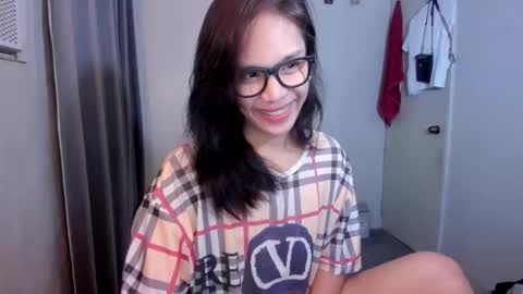 Snapshot of lucy_shane chatting on 10.06.25 lucy_shane online show from 10.06.25