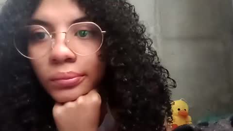 Snapshot of lucybellea chatting on 10.21.25 Lucia online show from 10.21.25