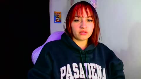 Snapshot of lucycherry__ chatting on 01.29.25 LUCIA online show from 01.29.25