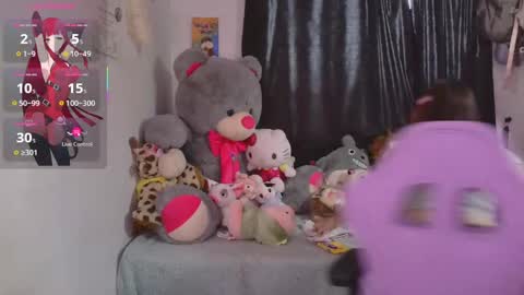 Snapshot of lucycherry__ chatting on 09.30.25 LUCIA online show from 09.30.25