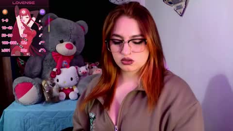 Snapshot of lucycherry__ chatting on 10.27.25 LUCIA online show from 10.27.25