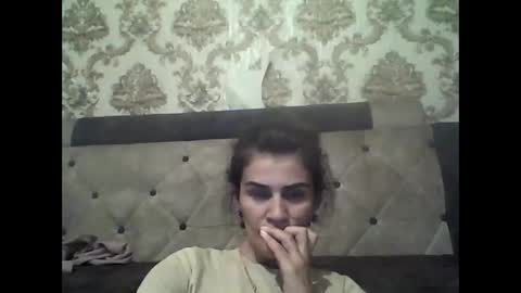 Snapshot of lucydoorbell chatting on 09.11.25 lucydoorbell online show from 09.11.25