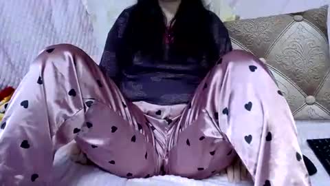 Snapshot of lucygolds chatting on 02.05.26 LucyGoldS online show from 02.05.26