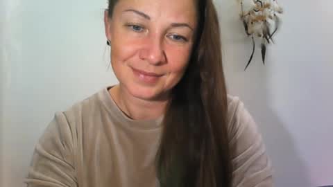 LucyKissxx online show from 11.06.25