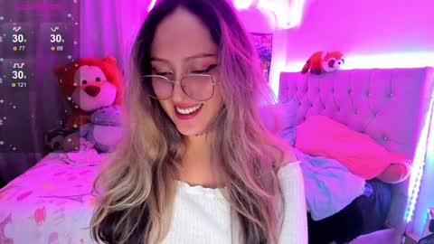 Snapshot of lucylane_ chatting on 12.12.24 Lucy online show from 12.12.24