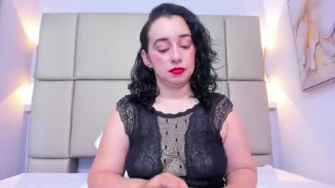 Snapshot of lucymendezz_ chatting on 07.18.26 Lucy online show from 07.18.26