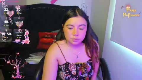 Lucy Petit online show from 10.31.25