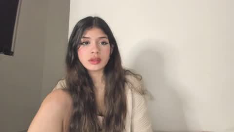 Snapshot of lucyportman chatting on 07.20.26 lucyportman online show from 07.20.26