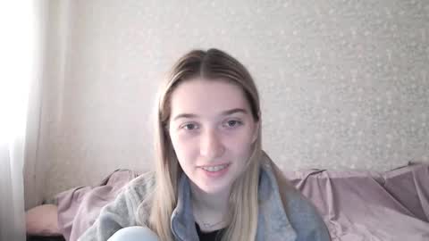 Lucy Ree online show from 09.19.25