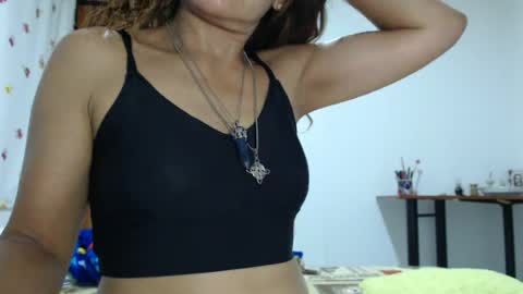 I am Luciana Martin... Welcome in my room online show from 07.08.26