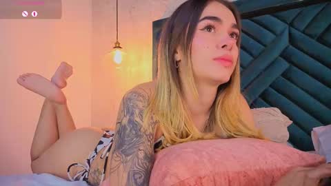 Snapshot of lucyvega4 chatting on 10.17.25 Lucy online show from 10.17.25