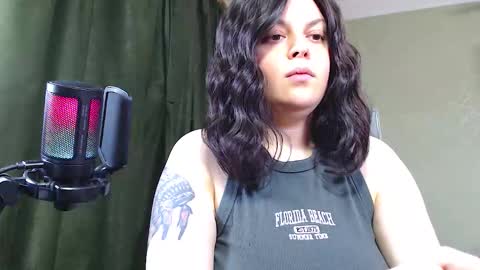 Snapshot of lucywmiller chatting on 09.17.25 Call me Lucy online show from 09.17.25