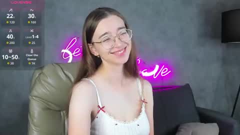 Lucy online show from 08.03.26
