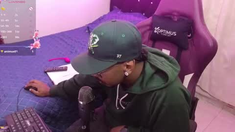 Snapshot of lufehott chatting on 12.29.24 lufehott online show from 12.29.24