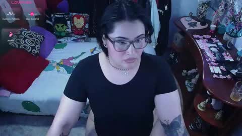 Lufek23 online show from 10.29.25