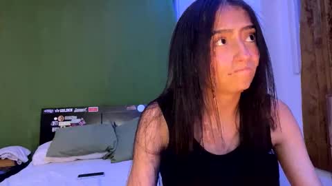 Snapshot of lugiiz05_ chatting on 11.07.25 lugiiz05_ online show from 11.07.25