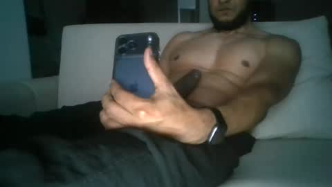 Snapshot of luhizu87871987 chatting on 07.15.26 luhizu87871987 online show from 07.15.26