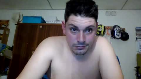 A slave to the mistress.. un esclavo para las amas dominantes. online show from 10.29.25