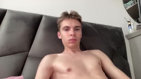 Luis online show from 10.15.25