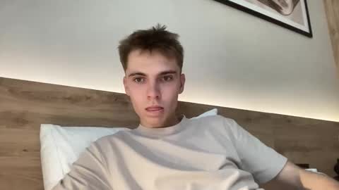 Luis online show from 11.24.25