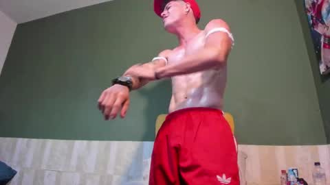 Snapshot of luis_as chatting on 02.19.25 Luis AS online show from 02.19.25