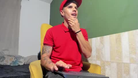 Snapshot of luis_as chatting on 02.22.25 Luis AS online show from 02.22.25