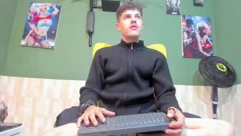 Snapshot of luis_as chatting on 03.09.25 Luis AS online show from 03.09.25