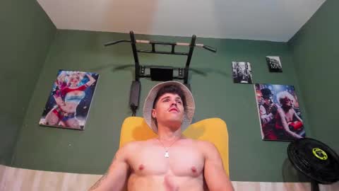 Snapshot of luis_as chatting on 03.09.25 Luis AS online show from 03.09.25