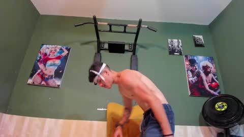 Snapshot of luis_as chatting on 03.10.25 Luis AS online show from 03.10.25