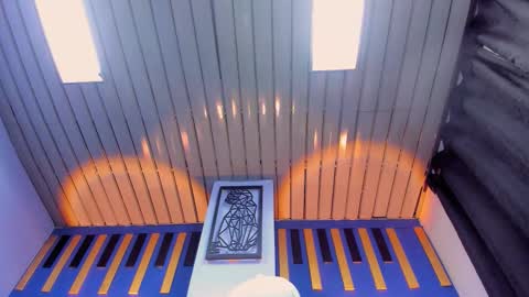 Snapshot of luis_as chatting on 10.29.25 Luis AS online show from 10.29.25