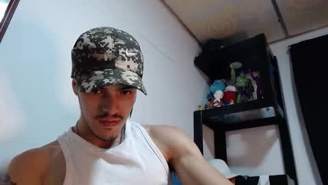 Snapshot of luis_as chatting on 11.04.25 Luis AS online show from 11.04.25