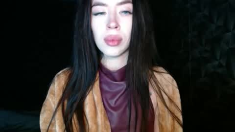 Snapshot of luisa_domina chatting on 05.04.26 luisa lovedom online show from 05.04.26