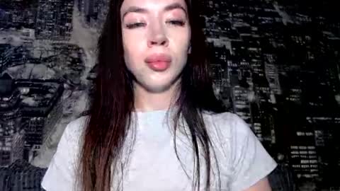Snapshot of luisa_domina chatting on 07.19.26 luisa lovedom online show from 07.19.26