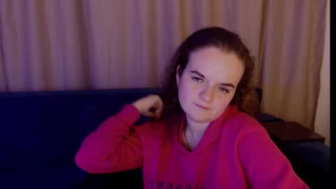 Snapshot of luisa_rosee chatting on 02.19.25 Luisa Rosee online show from 02.19.25