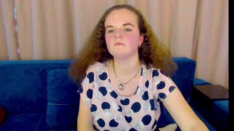 Snapshot of luisa_rosee chatting on 02.20.25 Luisa Rosee online show from 02.20.25