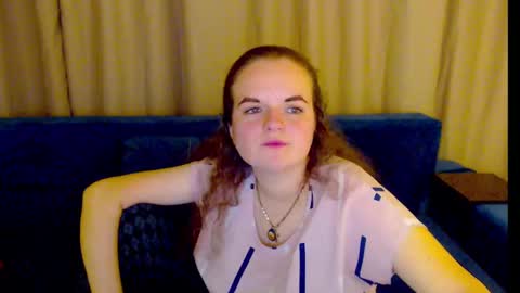 Snapshot of luisa_rosee chatting on 02.21.25 Luisa Rosee online show from 02.21.25