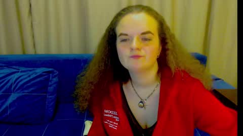Snapshot of luisa_rosee chatting on 02.23.25 Luisa Rosee online show from 02.23.25
