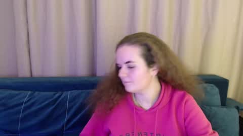 Snapshot of luisa_rosee chatting on 03.03.25 Luisa Rosee online show from 03.03.25