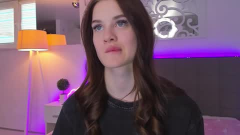 LuisaClover online show from 03.14.26