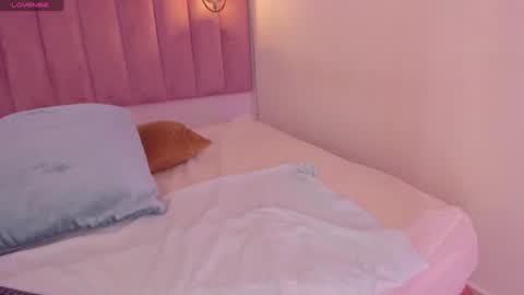 L U I S A online show from 12.19.24