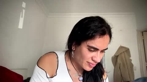 Luisa Monsters online show from 11.12.25