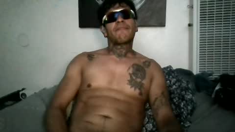 Snapshot of luisjg24hrs chatting on 08.01.26 luisjg24hrs online show from 08.01.26