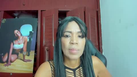 Snapshot of luissa_s1 chatting on 12.17.24 Luissa online show from 12.17.24