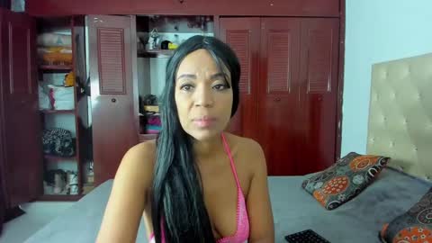 Snapshot of luissa_s1 chatting on 12.21.24 Luissa online show from 12.21.24