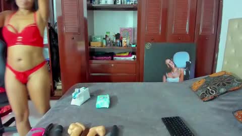 Snapshot of luissa_s1 chatting on 01.04.25 Luissa online show from 01.04.25