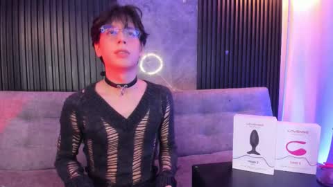 Snapshot of luixdust1 chatting on 11.04.25 luixdust1 online show from 11.04.25