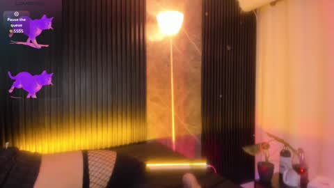 Snapshot of luixdust1 chatting on 11.09.25 luixdust1 online show from 11.09.25